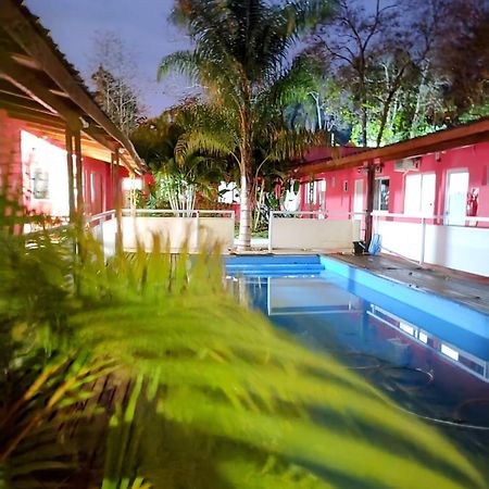 Complejo Alma Misionera Otel Puerto Iguazú Dış mekan fotoğraf